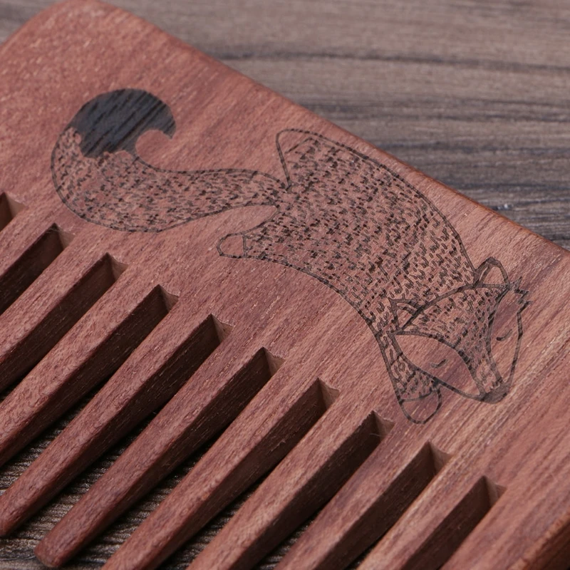 Деревянная расческа с широкими зубьями для бороды карманного размера