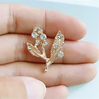 50pcs 2024mm gold color crystal leaf branch pendant charms alloy jewelry findings for diy head jewelry wedding jewelry making