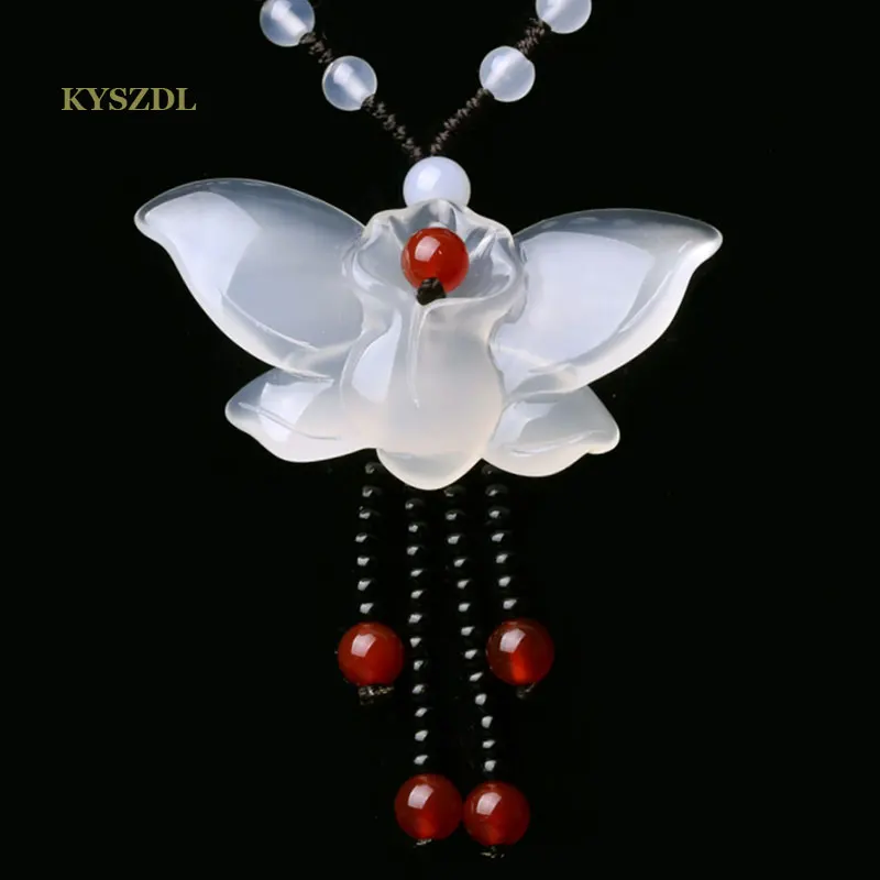 

KYSZDL Natural White Chalcedony Butterfly Pendant Fashion Ladies sweater chain ma nao/stone pendant jewelry wholesale