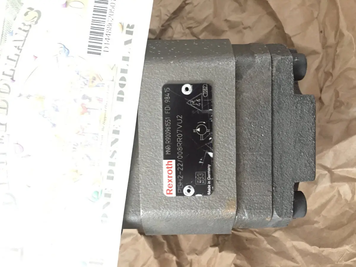 

PGH2-2X/008RR07VU2 rexroth насос R900961551 PGH2-22/008r07vu2