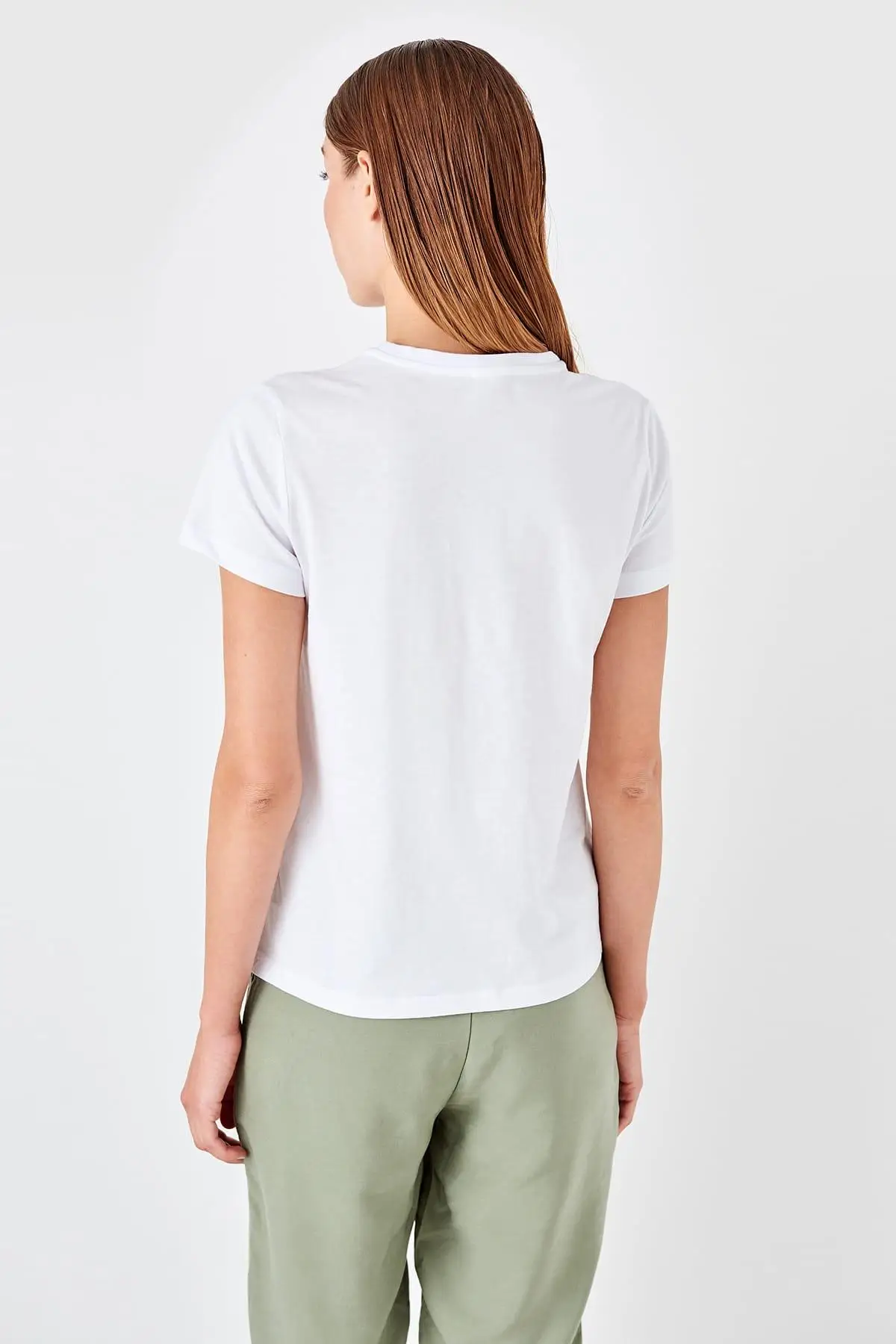 Trendyol белые вышитые Базовые Трикотажные футболки TWOSS19TS0505 | Женская одежда
