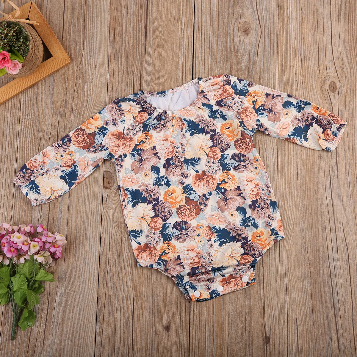 Осенняя одежда для маленьких девочек милый кружевной комбинезон с длинными