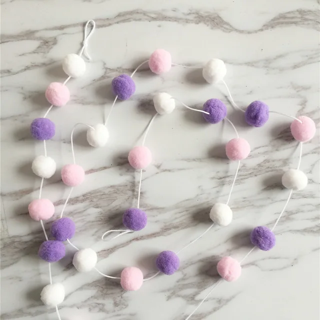 white pink purple 2 м шерстяные украшения с помпонами, войлочный шар, гирлянда для детской комнаты, настенный пушистый помпон, аксессуары, украшение для детской комнаты, домашний декор - Цвет: white pink purple