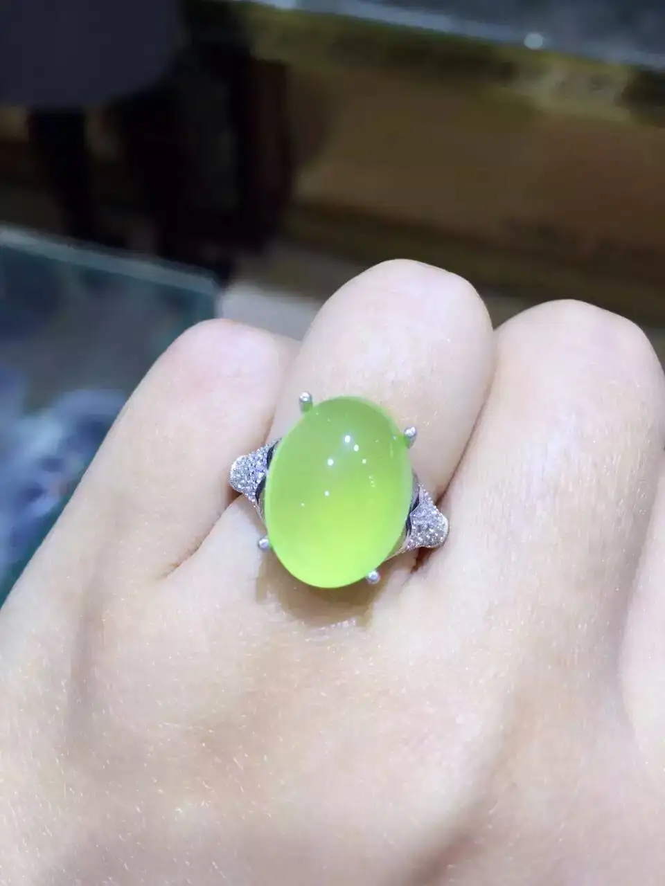 

Natural green chalcedony gem Ring Natural gemstone ring S925 sterling silver trendy big luxurious round women gift Jewelry