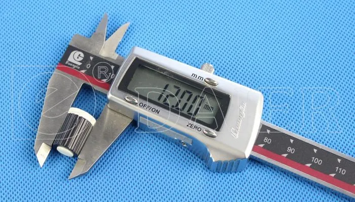 100 шт KA483-4 Пластиковые ручки громкости усилителя гитары 18 зубчатый Вал