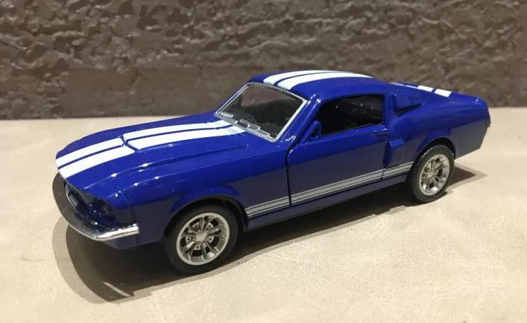1:32 модель автомобиля из сплава с высокой имитацией, модель автомобиля Ford Mustang, модель игрушки, 2 открытых двери, литая металлическая Игрушечная машина