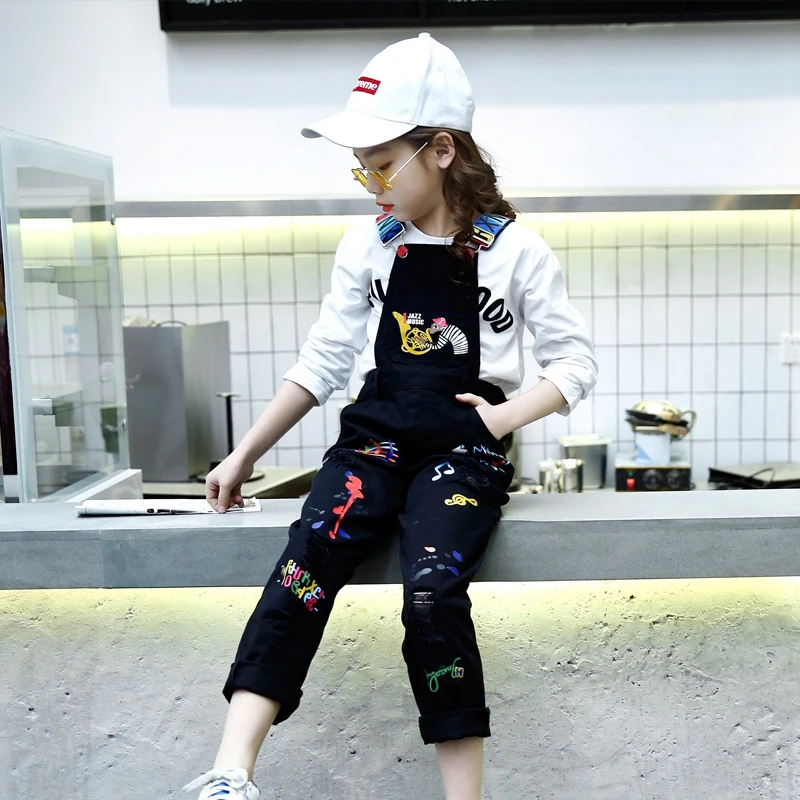 Модные джинсы для девочек детский комбинезон рваные брюки карандаш с граффити