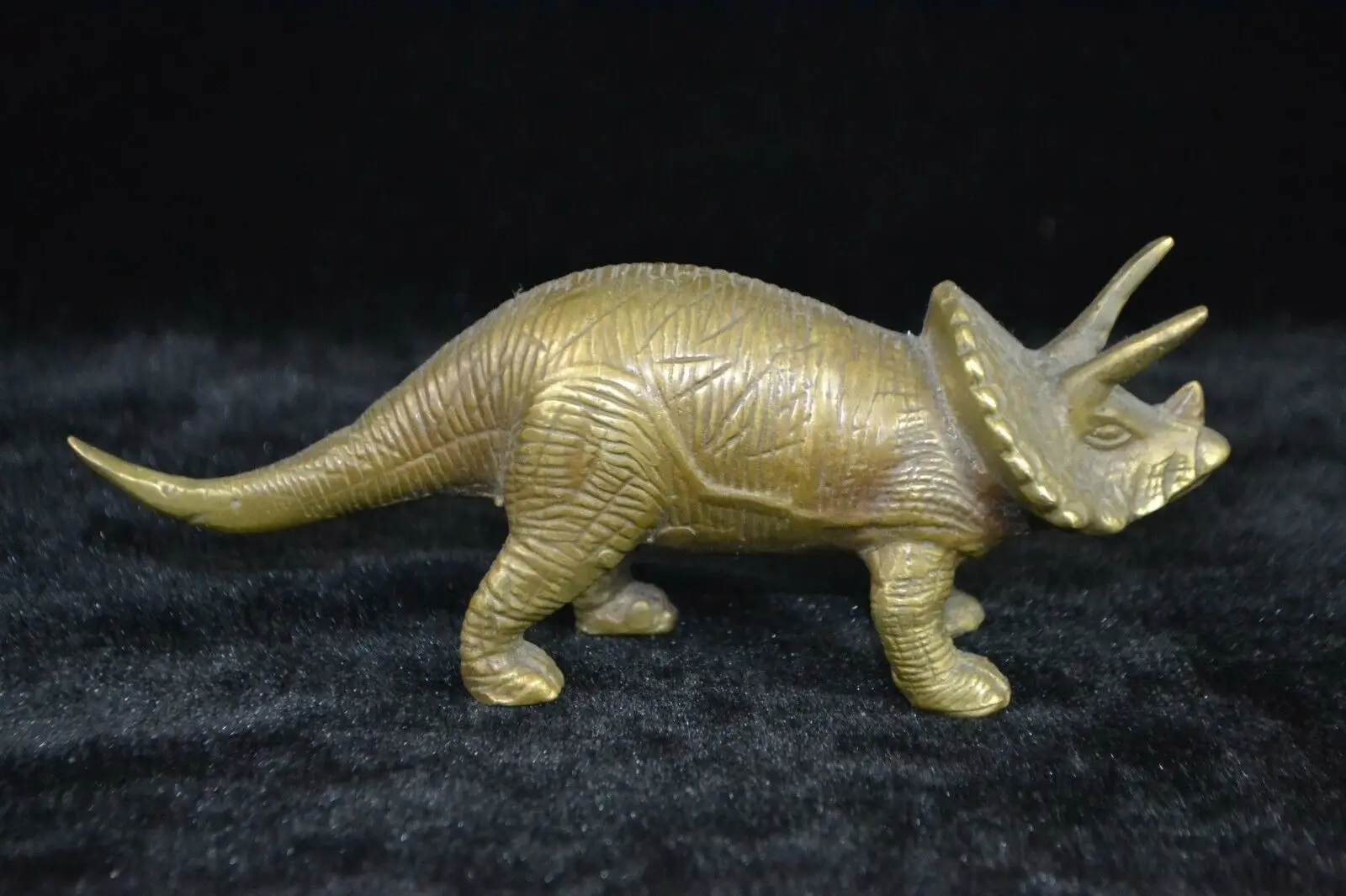 Коллекционная старинная медная резьба животное саблезубый дракон король леса