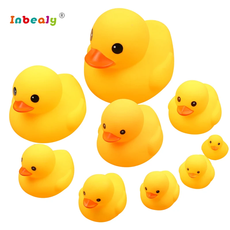 

INBEAJY 1Pcs 9 Sizes Cute Baby rattle Bath toy Squeeze animal Rubber toy duck BB Bathing water toy Race Squeaky Yellow Duck