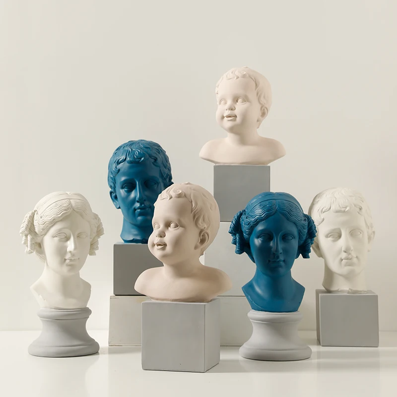 

Scandinavian Figure Sculptures Wine Cabinet Decorations Individuality Creativity Interior Artworks Exquisite Gifts