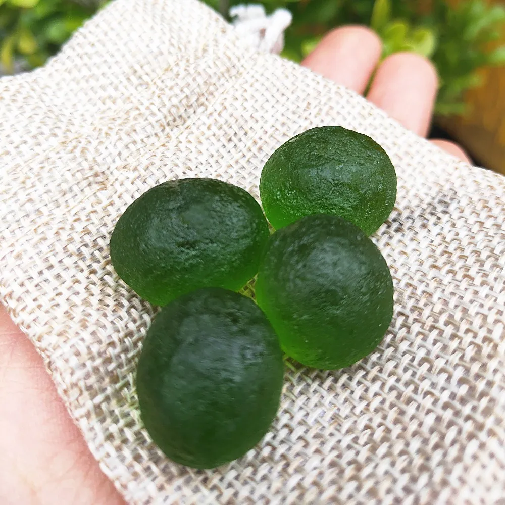 4 шт. зеленый метеорит драгоценный камень MOLDAVITE стекло Чешский осенний