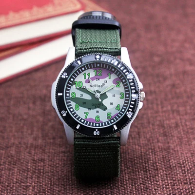 green camouflage one Новинка года. Модные брезентовые часы для мальчиков. Повседневные часы quatrz с регулируемым браслетом и компасом. Красивые часы в подарок - Цвет: green camouflage one