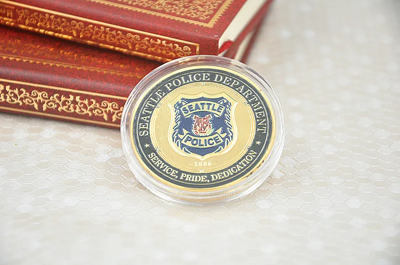 United States Military Seattle Police Department Gold Plated Challenge Coin | Дом и сад