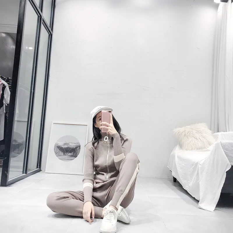 Женский Повседневный Спортивный костюм ALPHALMODA Трикотажный на молнии и облегающие