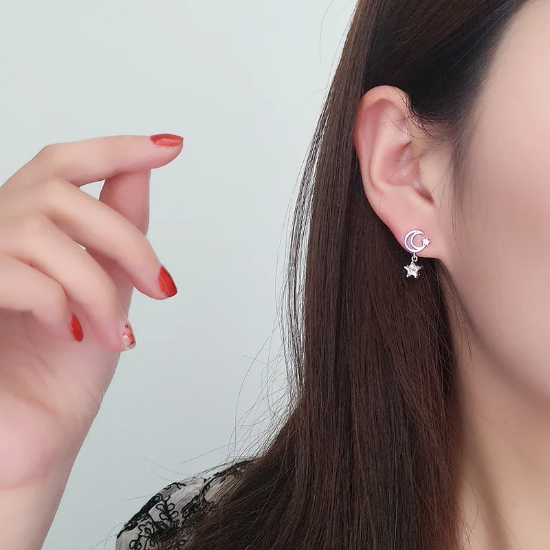 1 пара аниме Сейлор Мун Kawaii Звезда Луна Серьги для женщин и девочек Harajuku Асимметричные мини-серьги-гвоздики косплей ювелирные аксессуары реквизит