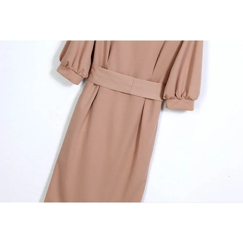 Элегантный однотонный костюм для работы женский спортивный из двух предметов