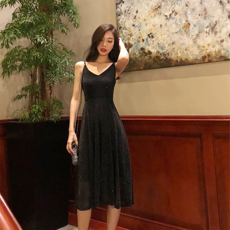 Женское платье на бретельках 2019 летнее модное женское без рукавов серебряное