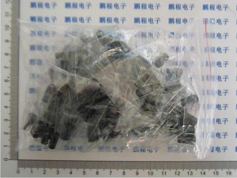

Commonly used 15 kinds of electrolytic capacitor package 0.1ufUF-220UF a total of 200pcs