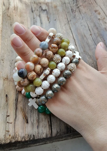 Эластичный браслет 10 мм натуральные камни проложить мяч крест эластичный из