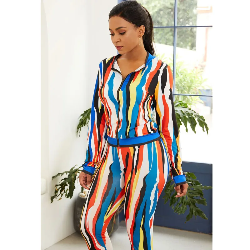 Женский спортивный костюм весенний повседневный в полоску из двух предметов: