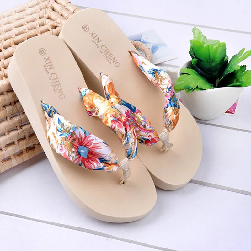 

Bohemia Floral Women Wedges Beach Slippers Female Wedge Platform Flip Flops Summer Ladies Flat Slippers
