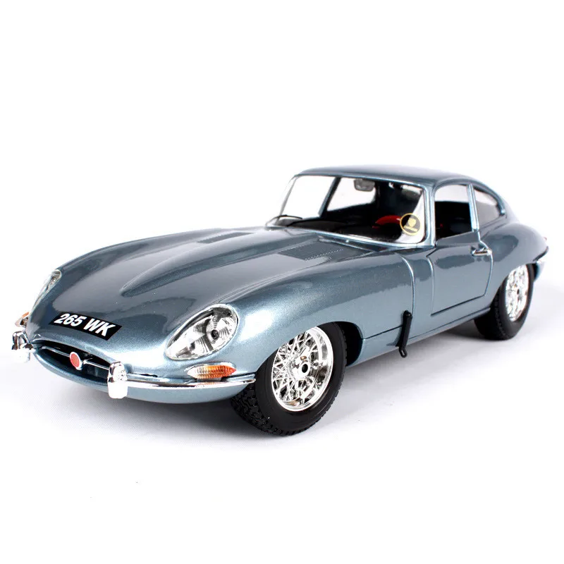 Высокая имитация 1: 18 тип классическая модель автомобиля из цинкового сплава