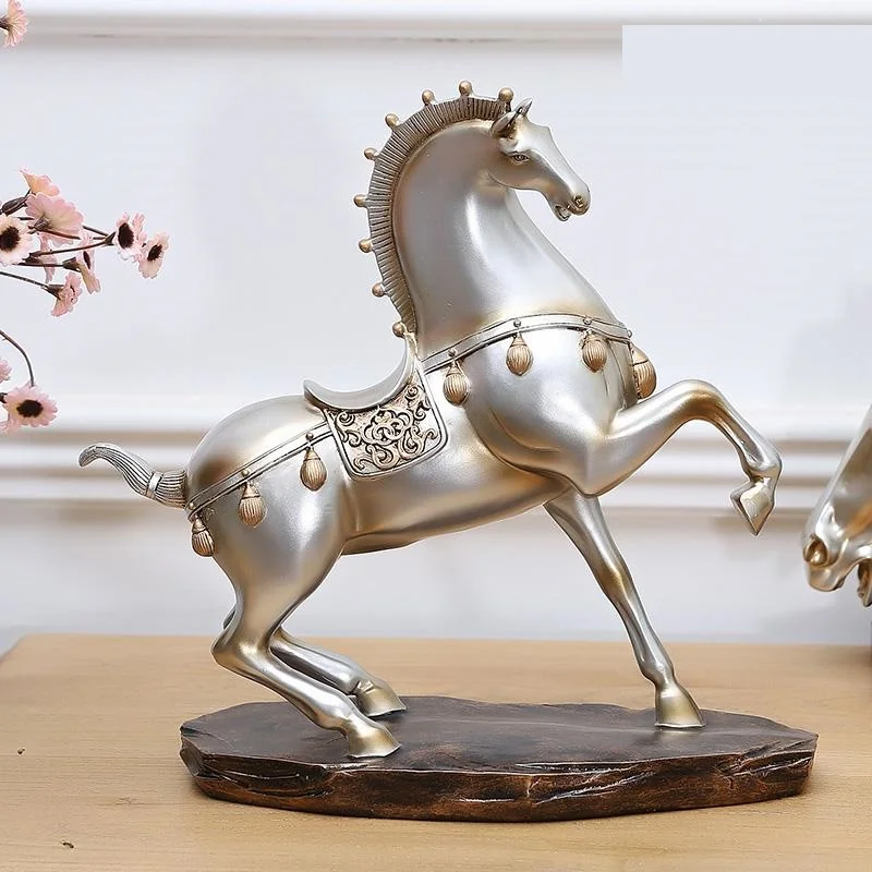 Античная модель военной лошади скульптура ручной работы статуя из искусственной
