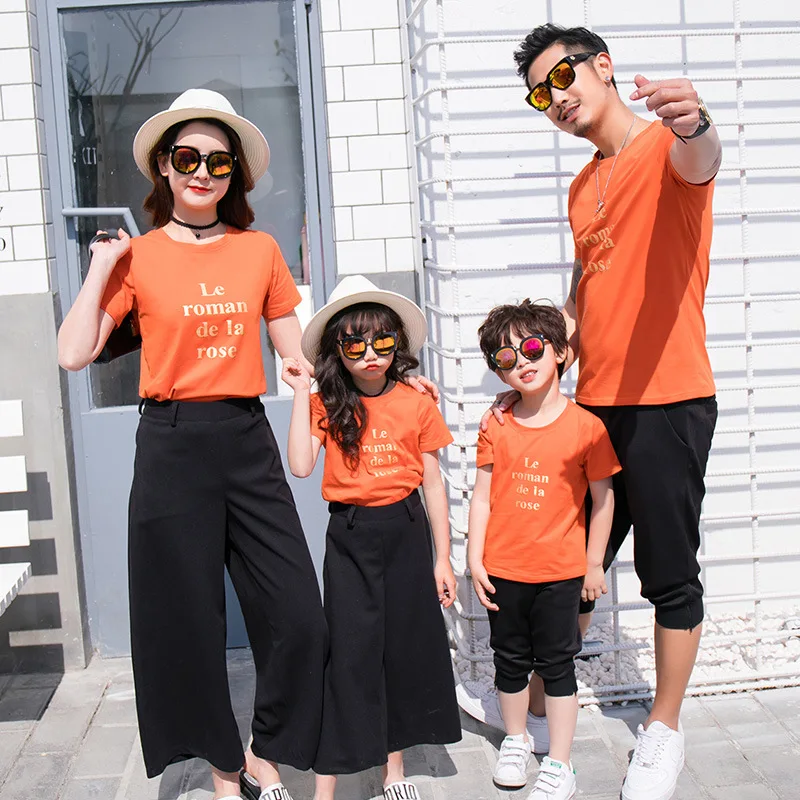 Комплект летней одежды для маленьких девочек рубашка мамы отца ребенка сына