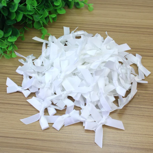DIY детские головные уборы для девушек 100 шт./компл. ручной работы Маленький бант из атласной ленты аппликация, швейное ремесло волос Свадебный декор