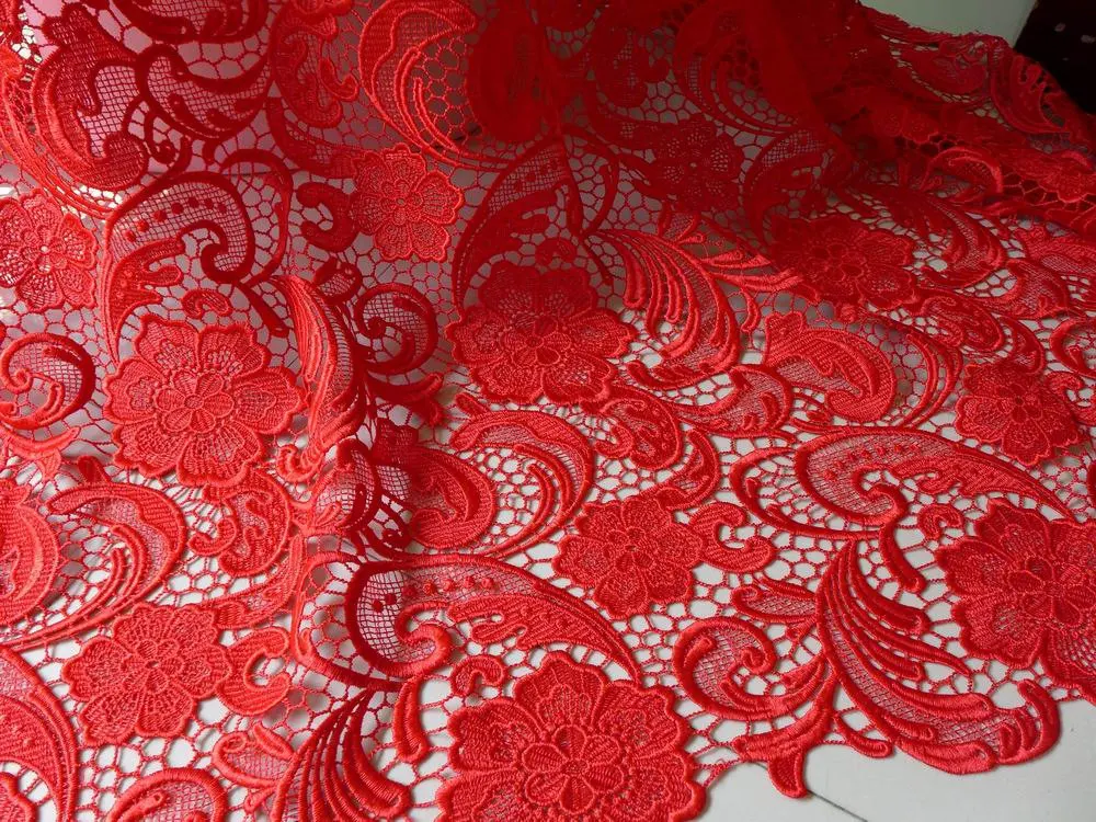 Красное свадебное платье гипюр с розами и Пейсли венецианская кружевная ткань