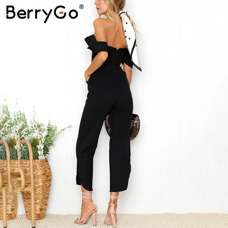 Женский комбинезон с открытой спиной BerryGo черный открытыми плечами