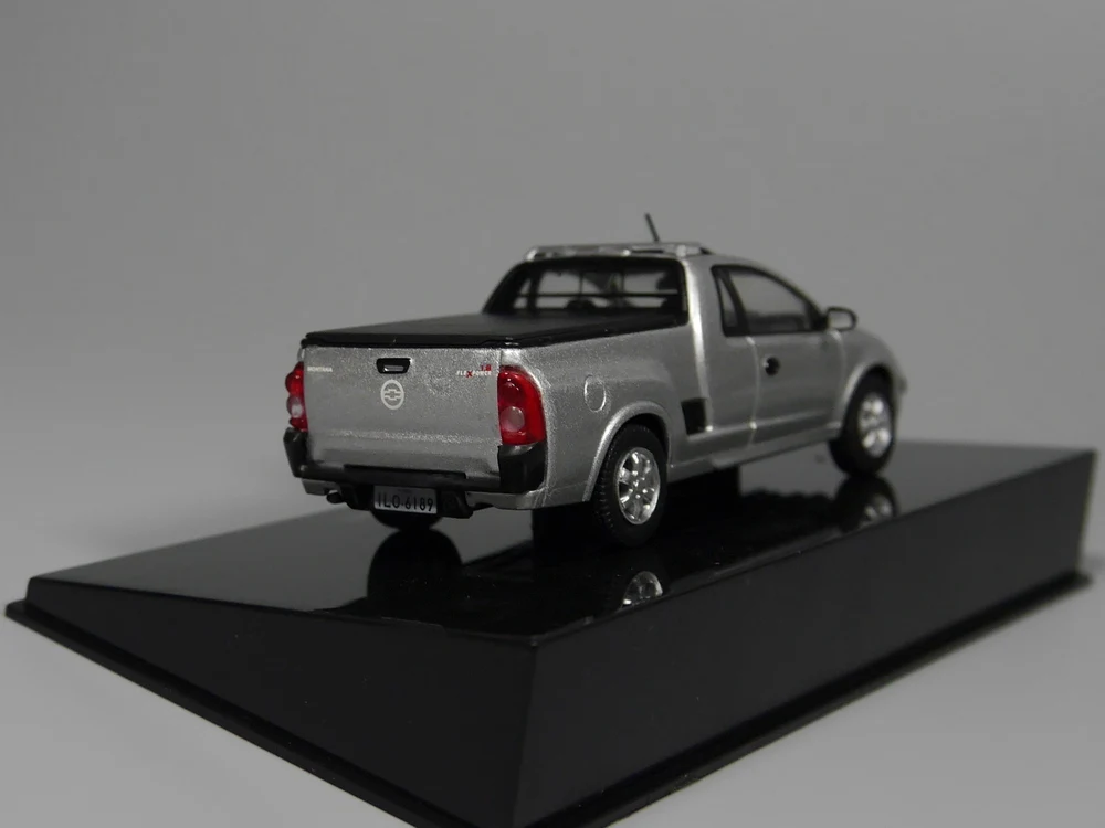 Ix o 1:43 Chevrolet Монтана 2003 бутик сплава автомобиля игрушки для детей Детские игрушки модель оригинальная посылка