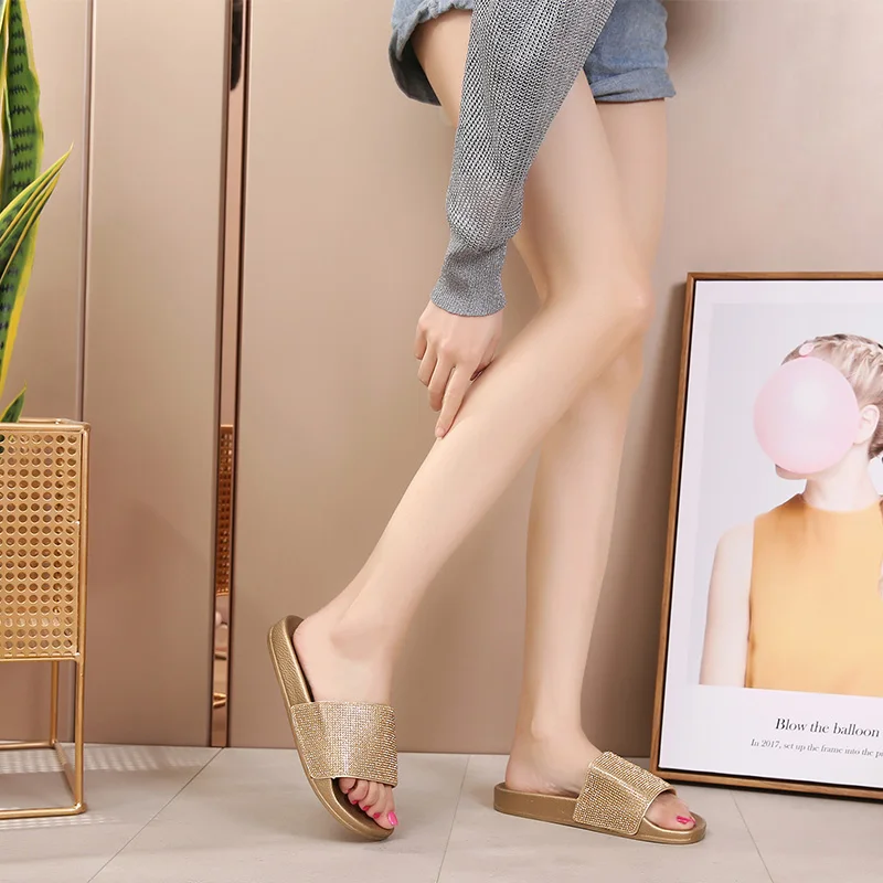 Летние пляжные шлепанцы с кристаллами золотого цвета Женские Женская обувь