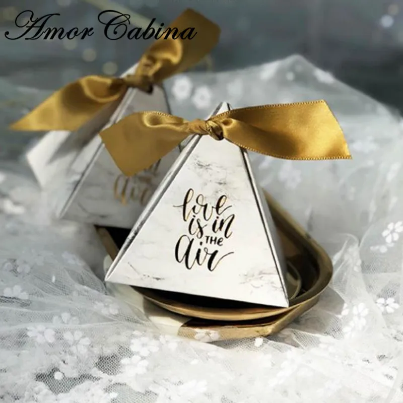 

50pcs Creative Romantic Gray Marble Pyramid Wedding Decoration Candy Box with Golden Ribbon Gift Box Party Decoration