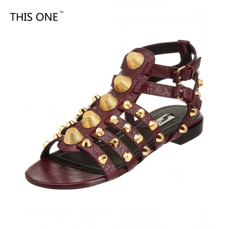 

New Spikes Women Gladiator Sandals Rivet Metal Decoration Summer Shoes Women Studded Flats Sandal Peep Toe Buckles Zapatos Mujer