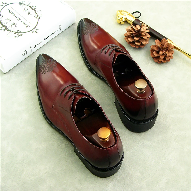 Мужские классические туфли оксфорды цвета Бургунди черные с резным носком