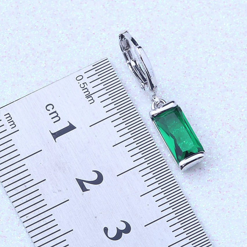 Классические висячие серьги подвески с зелеными/фиолетовыми/красными фианитами