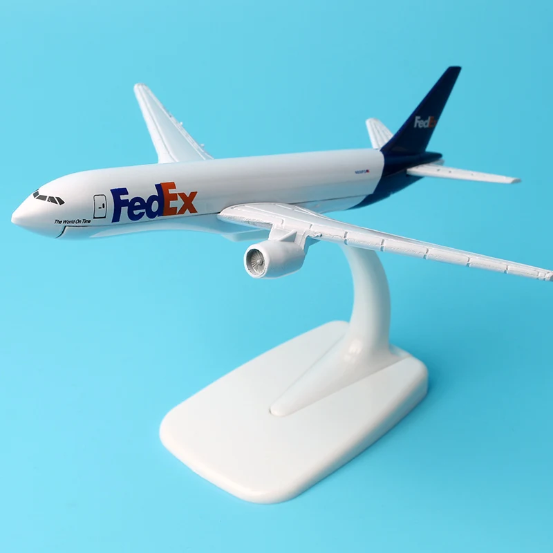 Air FedEx Express B777 Airlines Boeing 777 Airways самолет модели самолета 16 см сплав металлов Самолет