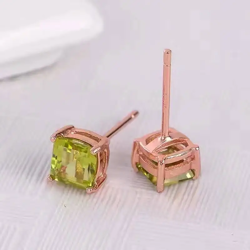 Серьги гвоздики с натуральным Перидотом 6 х6 мм серебро 925 пробы|stud earrings|earring studs