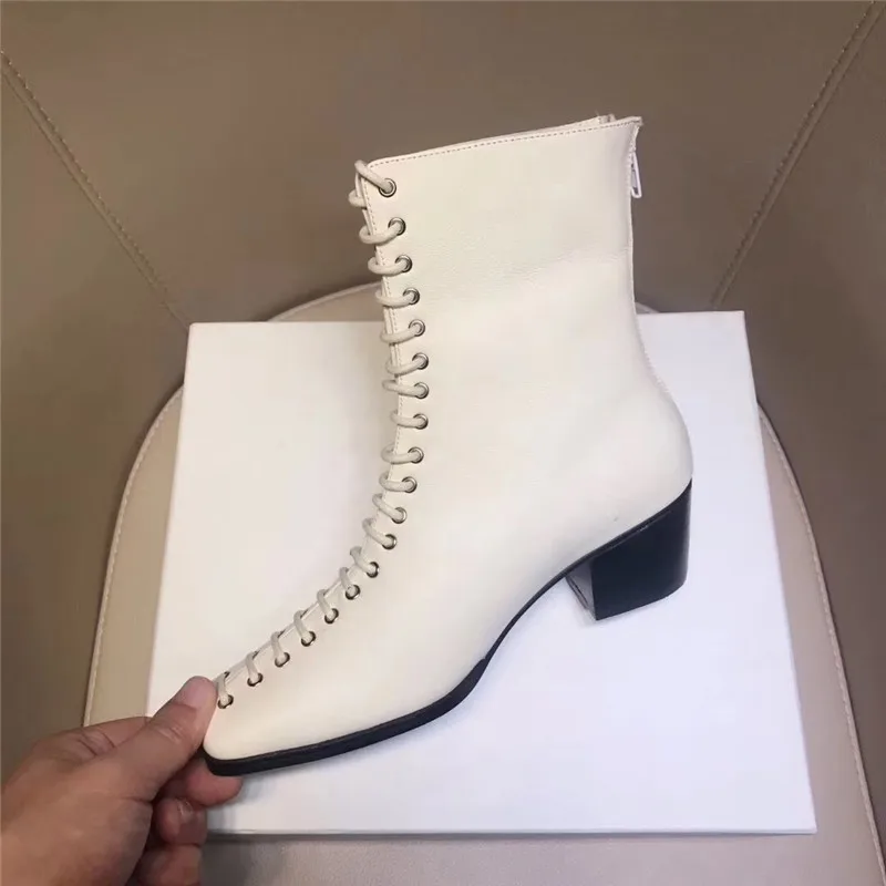 Женские ботинки мартинсы Silla liners черные из воловьей кожи на квадратном каблуке