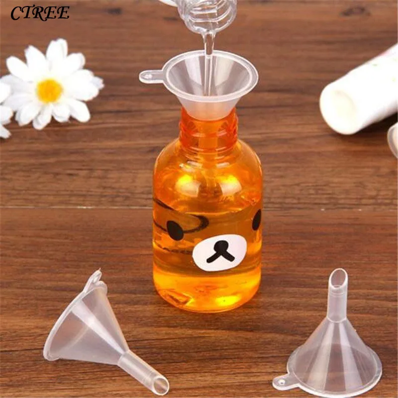 

CTREE 2 pcs/set New Mini Funnels Plastic For Kitchen Household Cosmetic Perfume Liquid Dispensing Funnel Measuring Tools C662