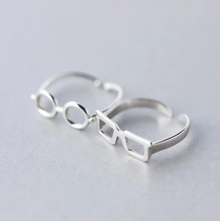 Ring glasses. Кольцо для очков. Оправа кольца круглая и квадратная. Кольцо в очке. Очки с кольцом.