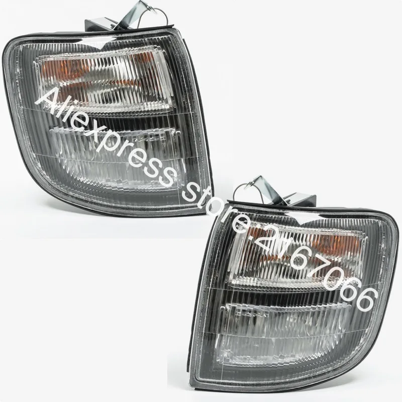 Светильник поворота для Mitsubishi Montero / Pajero 1997 1998 1999 пара белых габаритных огней