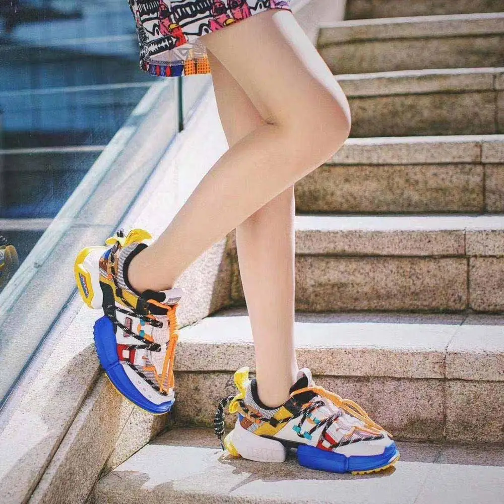 Женская обувь Кроссовки на платформе zapatos de mujer Сезон осень Модная брендовая