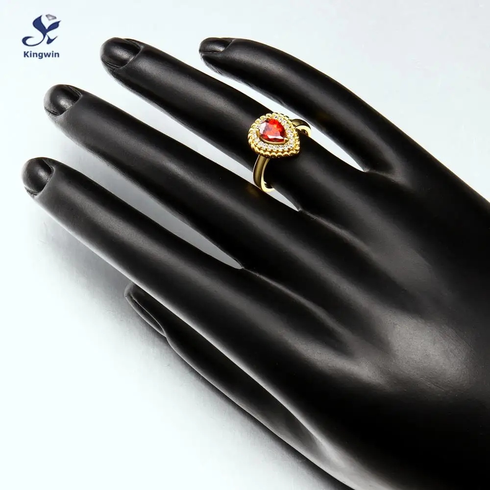 Хорошее качество грушевидный полудрагоценный камень гранат Красный Цирконий cz