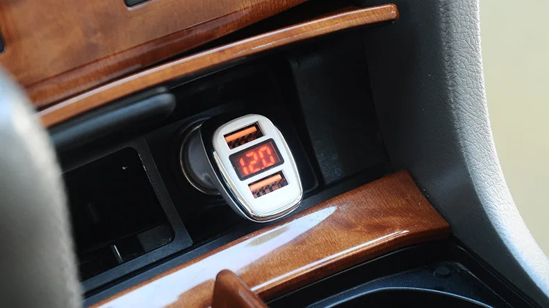 Автомобильное зарядное устройство с цифровым дисплеем 3 1 А два Usb порта|Зарядные