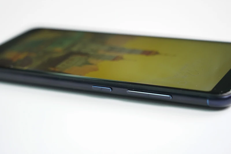 Смартфон ASUS ZenFone 4S Max Plus M1 ZB570TL X018D 4G 32g 5 7 дюймов HD Full Sreen 18:9 MTK6750T|Смартфоны| |