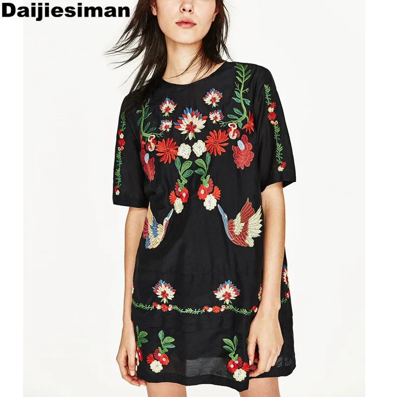 Женское винтажное платье-мини с цветочной вышивкой и круглым вырезом | Женская