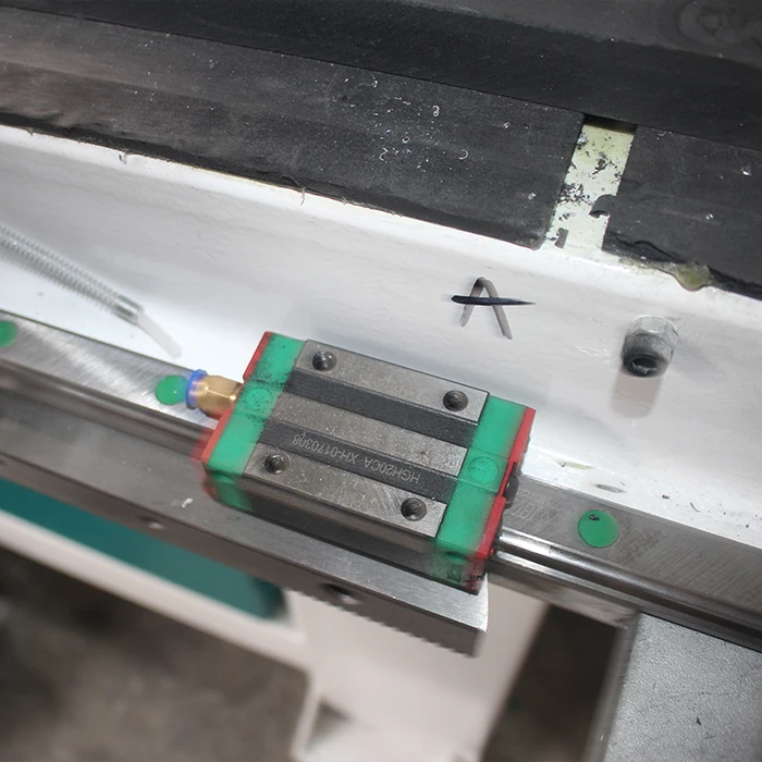 Простой автоматический инструменты смены 3D маршрутизатор cnc-машины