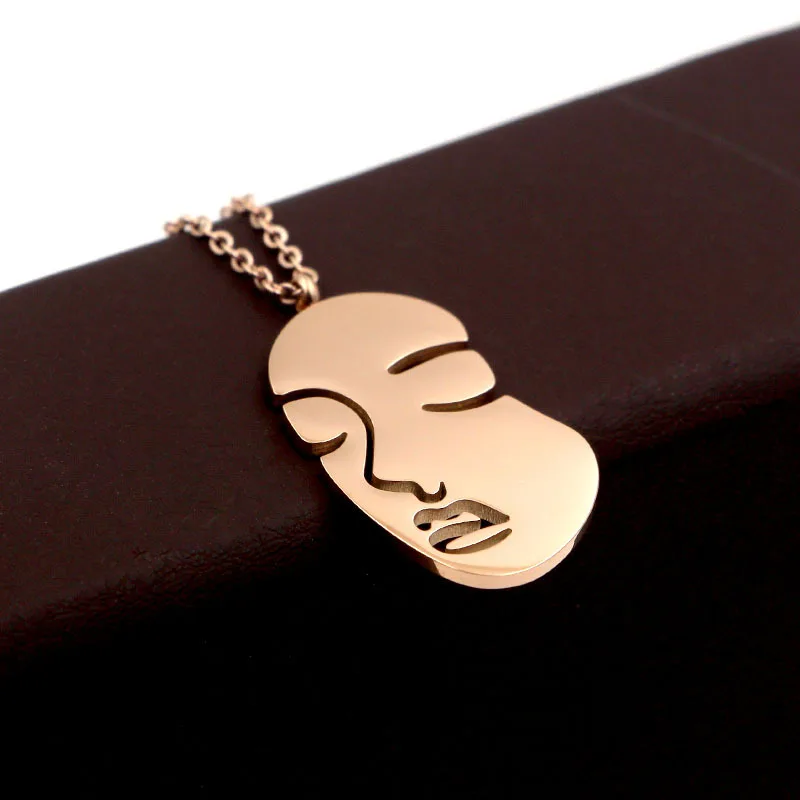 

Fashion Jewel, temperamental individual Face rose-gold necklace, female, Abstract face pendant collarbone chain